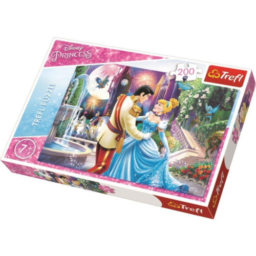 Trefl Puzzle 200 Parça Dısney Prıncess Dancıng In The Moo 13224